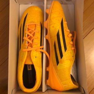 F10 FG (Messi) Soccer cleats